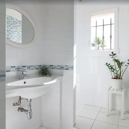 Apartment Magnificent Swimming Pool Torno